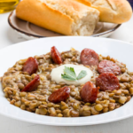 Deliciosa Receita de Lentilha com Bacon e Calabresa