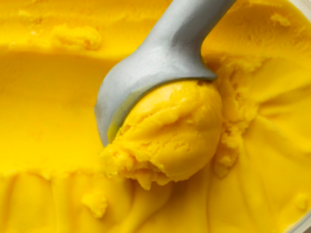 Homemade Sweet Corn Ice Cream: A Refreshing Summer Treat 6 Sorvete de Milho Caseiro: Uma Delícia Gelada
