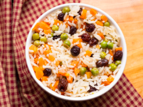 Authentic Arroz à Grega Recipe: Brazilian Confetti Rice 6 Arroz à Grega Tradicional: Descubra o Sabor Autêntico