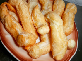 Biscoitos de Polvilho Frito: Um café da tarde crocante