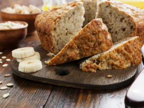Bolo Fit de Banana com Aveia e Açúcar Mascavo: Uma Delícia Saudável 12 Bolo Fit de Banana com Aveia e Açúcar Mascavo: Uma Delícia Saudável