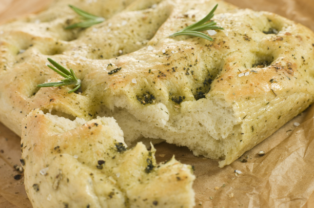Authentic Italian Focaccia: The Art of Perfect Bread 1 Focaccia Italiana: A Arte de Criar Pães Perfeitos