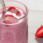 Milkshake de Morango Sem Sorvete: Uma doçura saudável
