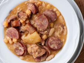 Traditional Puchero Recipe: An Irresistible Culinary Journey 6 Receita de Puchero: Uma Viagem Culinária Irresistível