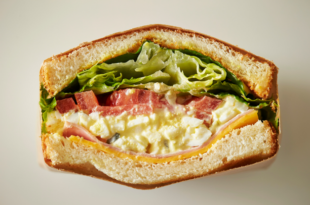Viral TikTok Egg Sandwich Recipe: The Breakfast You Must Try 1 Sanduíche de Ovo: A Receita Viral do TikTok Que Você Precisa Experimentar