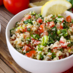 Tabule: Uma Explosão de Sabores Refrescantes