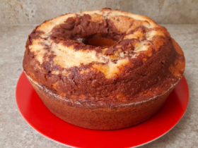 Bolo Mármore: Uma Obra de Arte Culinária