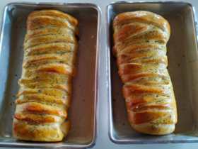 Pão de Calabresa Recheado: Delícia de Sabor Caseiro