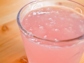 Brisa Refrescante: Aprenda a Fazer um Drink de Champanhe Irresistível para Brindar 6 Brisa Refrescante: Aprenda a Fazer um Drink de Champanhe Irresistível para Brindar