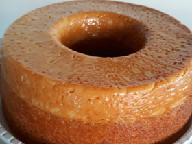 Bolo Churros Invertido: Uma Delícia Surpreendente com Recheio de Doce de Leite