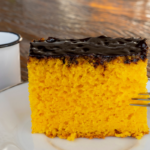 Bolo de Cenoura de Micro-ondas: Uma delícia de Sabor em Minutos