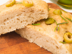 Focaccia Integral: Desfrute da Harmonia de Sabores com Este Pão Italiano Irresistível 9 Focaccia Integral: Desfrute da Harmonia de Sabores com Este Pão Italiano Irresistível