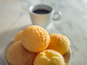 Pão de Queijo Cetogênico: A Receita de Sucesso com Três Ingredientes