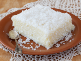 Bolo Gelado de Tapioca: Uma maravilha cremosa para todos os momentos 6 Bolo Gelado de Tapioca: Uma maravilha cremosa para todos os momentos