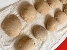 Pão Pita Integral de Fermento Natural: Uma Delícia Artesanal 12 Pão Pita Integral de Fermento Natural: Uma Delícia Artesanal