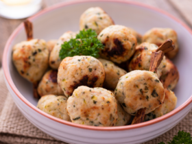 Almôndegas de Frango com Batata e Queijo: Vai encantar sua família 12 Almôndegas de Frango com Batata e Queijo: Vai encantar sua família