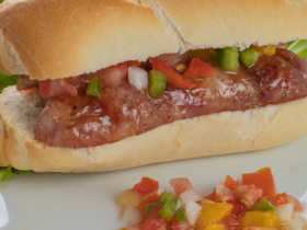 Choripan Argentino com Vinagrete Refrescante 12 Choripan Argentino com Vinagrete Refrescante