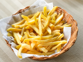 Batatas Crocantes Fritas na Panela de Pressão 9 Batatas Crocantes Fritas na Panela de Pressão
