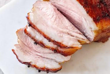 Pernil assado com molho asiático: Um clássico sofisticado para o ano novo