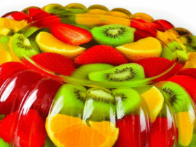 Gelatina com Frutas Refrescante e Colorida 9 Gelatina com Frutas Refrescante e Colorida