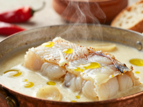 Bacalhau ao Pil Pil: A Emulsão Perfeita da Cozinha Basca